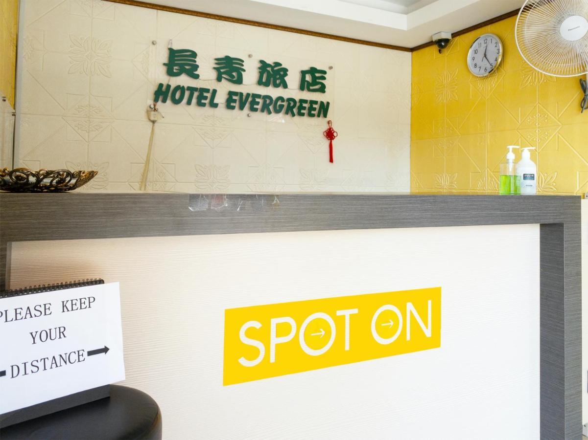 Spot On 89582 Evergreen Hotel Keningau Eksteriør billede